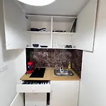 Apartment Modern Nr5 Private Kitchenette&bathroom *