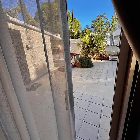 Modern Nr5 Private Kitchenette&bathroom Apartment