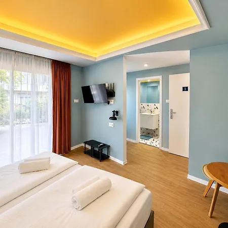 Appartement Modern Nr5 Private Kitchenette And Bathroom
