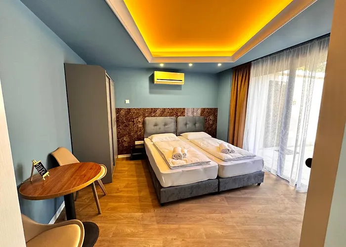 Modern Nr5 Private Kitchenette&bathroom Apartment