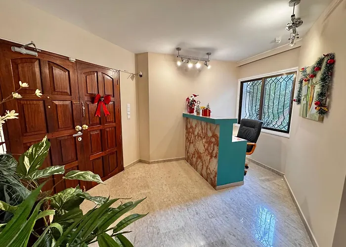 Modern Nr5 Private Kitchenette And Bathroom