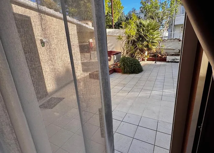 Modern Nr5 Private Kitchenette&bathroom Apartment